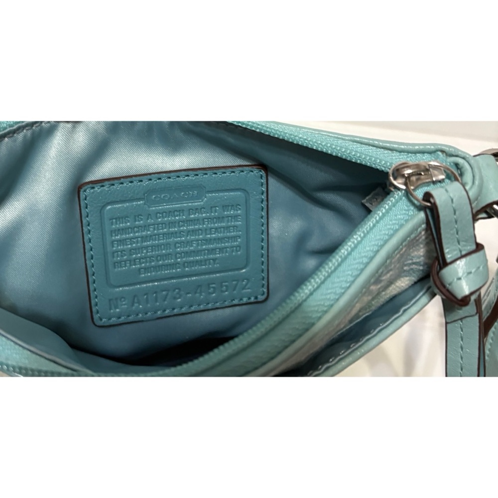 COACH Audrey Op Art Swirl Green Swingpack Crossbody Shoulder Bag Purse NEW - Picture 9 of 9